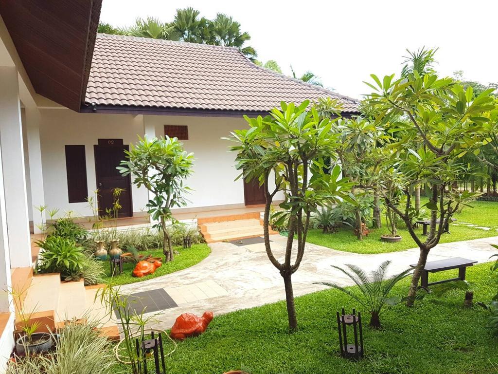 Villa Thakek Kültér fotó