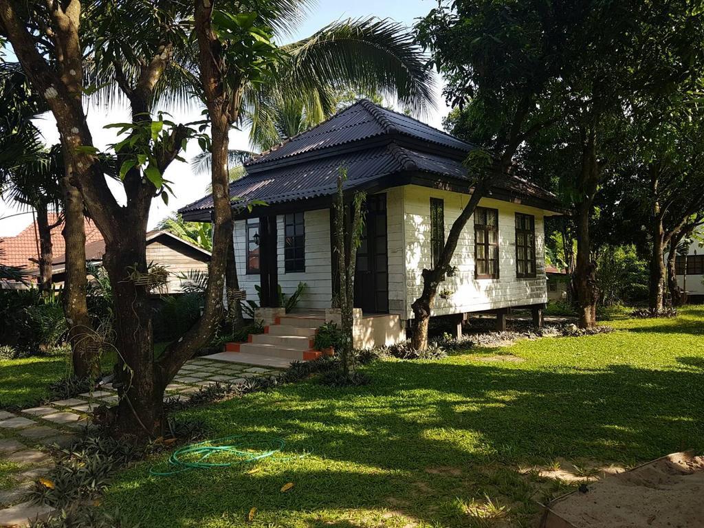 Villa Thakek Kültér fotó