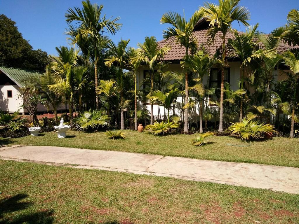 Villa Thakek Kültér fotó