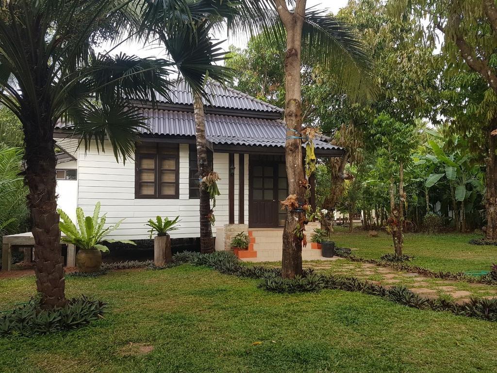 Villa Thakek Kültér fotó