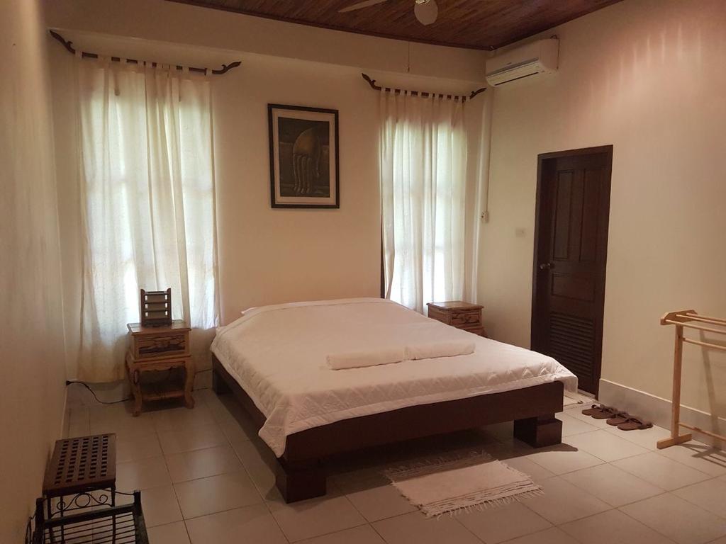 Villa Thakek Kültér fotó