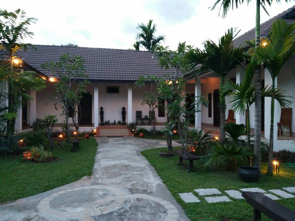 Villa Thakek Kültér fotó